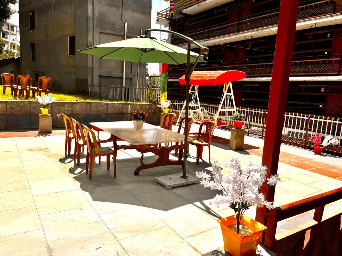 Hotel Hollywood - Top Rated & Most Awarded Property In Manali Exteriér fotografie