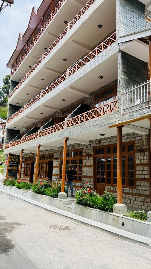 Hotel Hollywood - Top Rated & Most Awarded Property In Manali Exteriér fotografie
