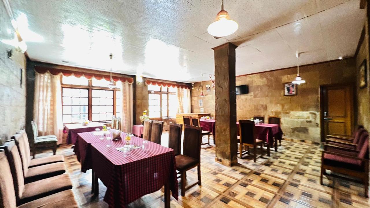 Hotel Hollywood - Top Rated & Most Awarded Property In Manali Exteriér fotografie