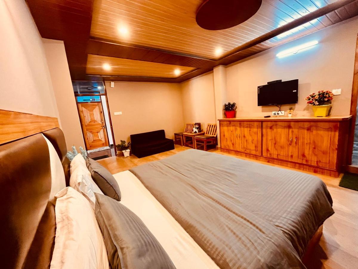 Hotel Hollywood - Top Rated & Most Awarded Property In Manali Exteriér fotografie