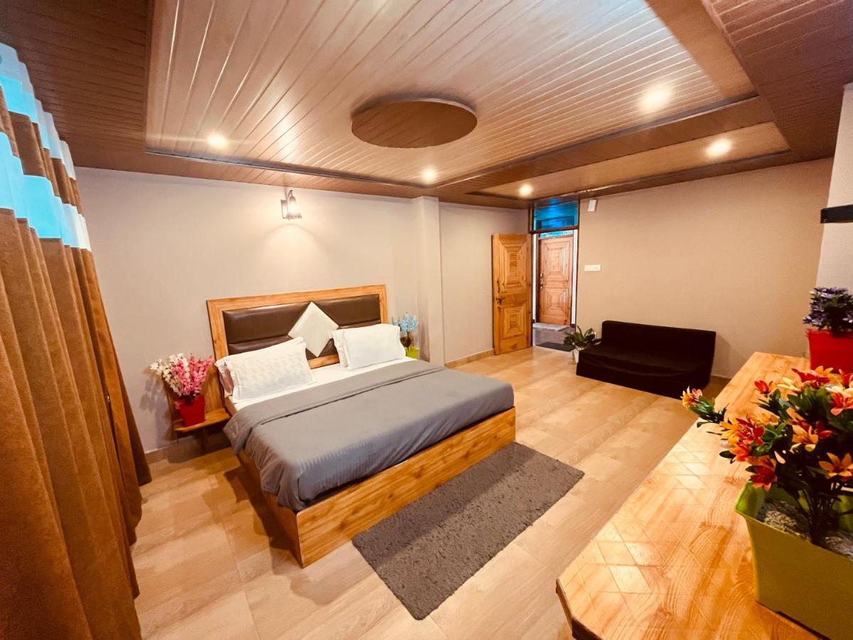 Hotel Hollywood - Top Rated & Most Awarded Property In Manali Exteriér fotografie
